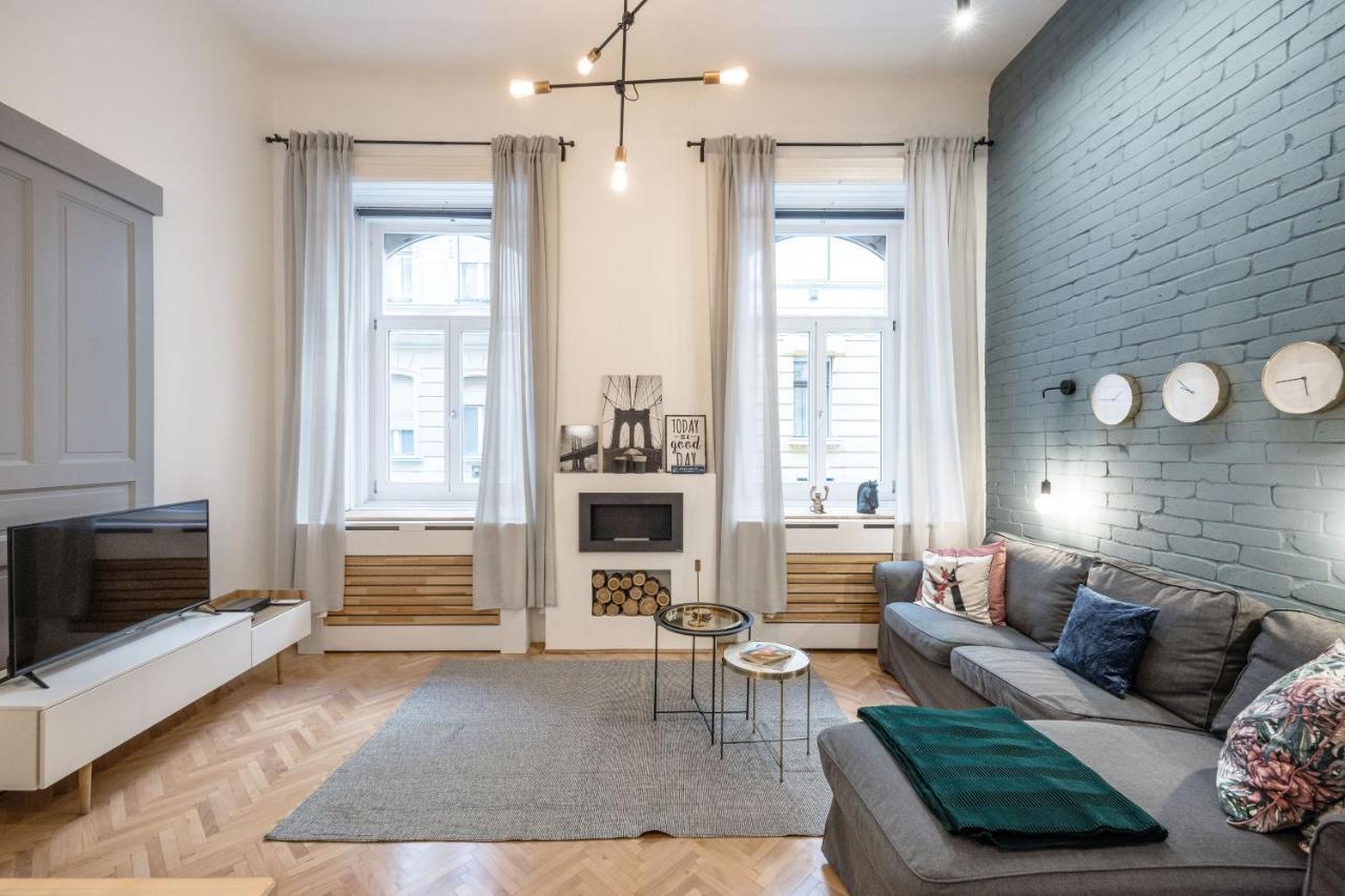 Industrial Fantasy Apartment Βουδαπέστη Εξωτερικό φωτογραφία