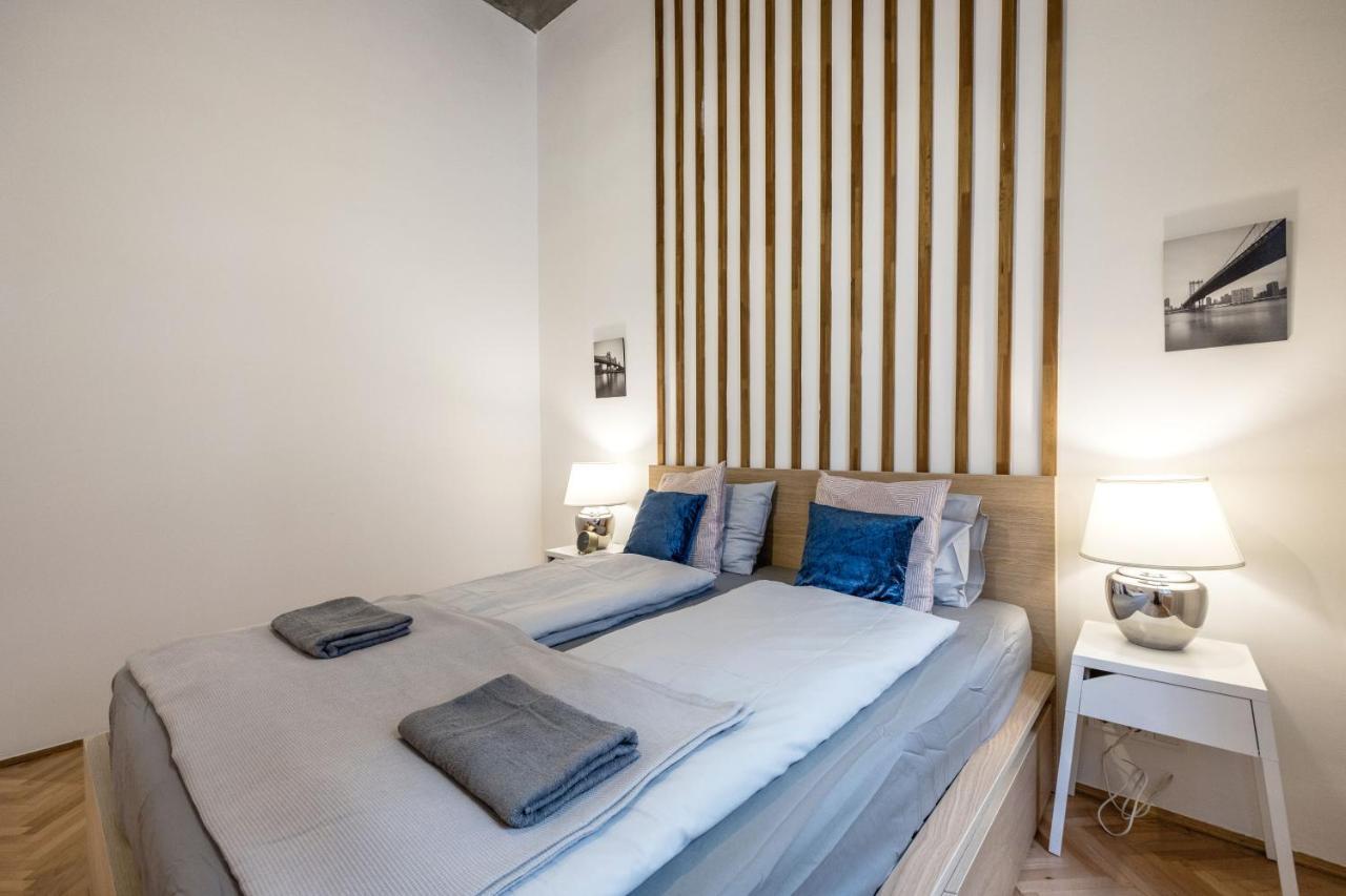 Industrial Fantasy Apartment Βουδαπέστη Εξωτερικό φωτογραφία